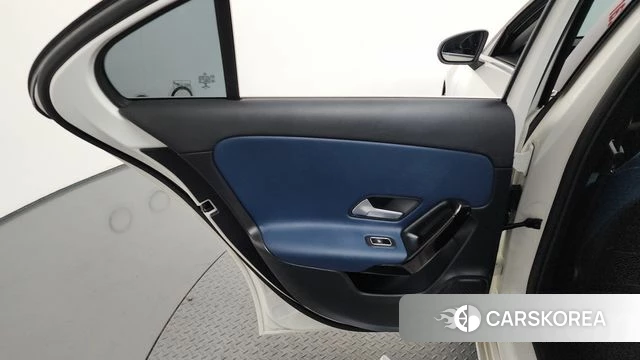Mercedes-Benz A-Class W177 id 4614872 из Кореи 17