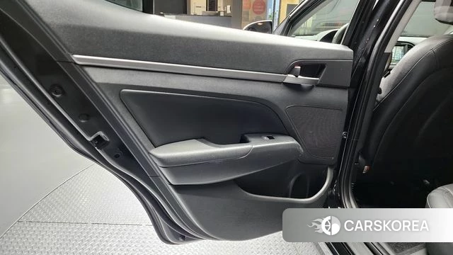 Hyundai Avante AD id 4326096 из Кореи 17