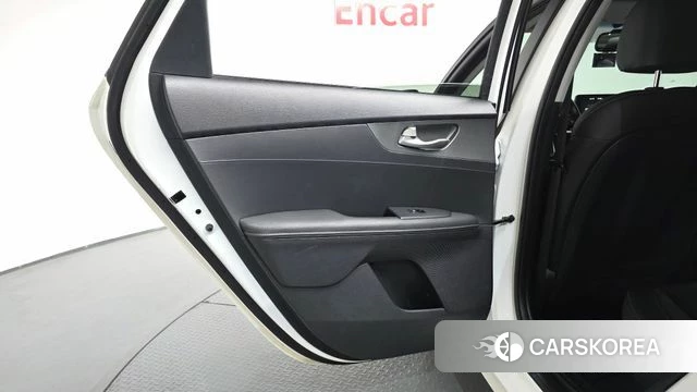 Kia Come New K3 id 4377980 из Кореи 17