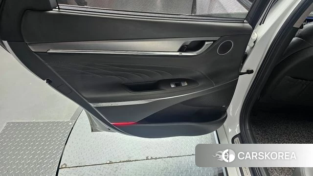 Hyundai The New Grandeur IG Hybrid id 4187779 из Кореи 17