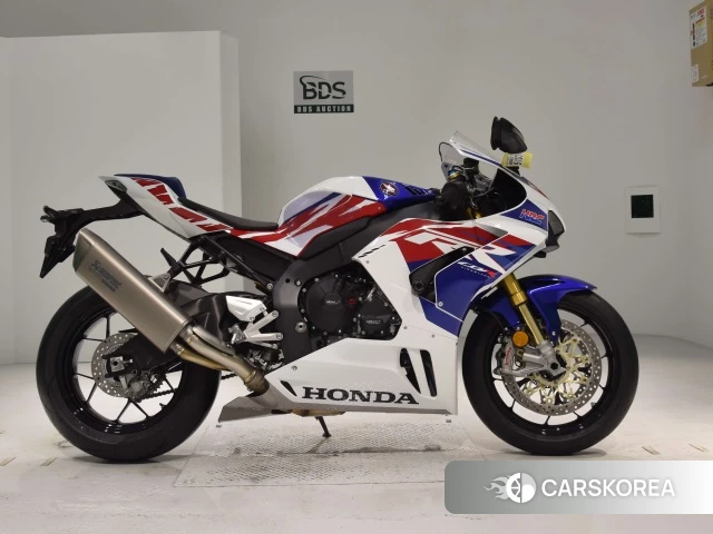 Проданный Honda CBR1000RR-R FIREBLADE SP 2022 из Японии