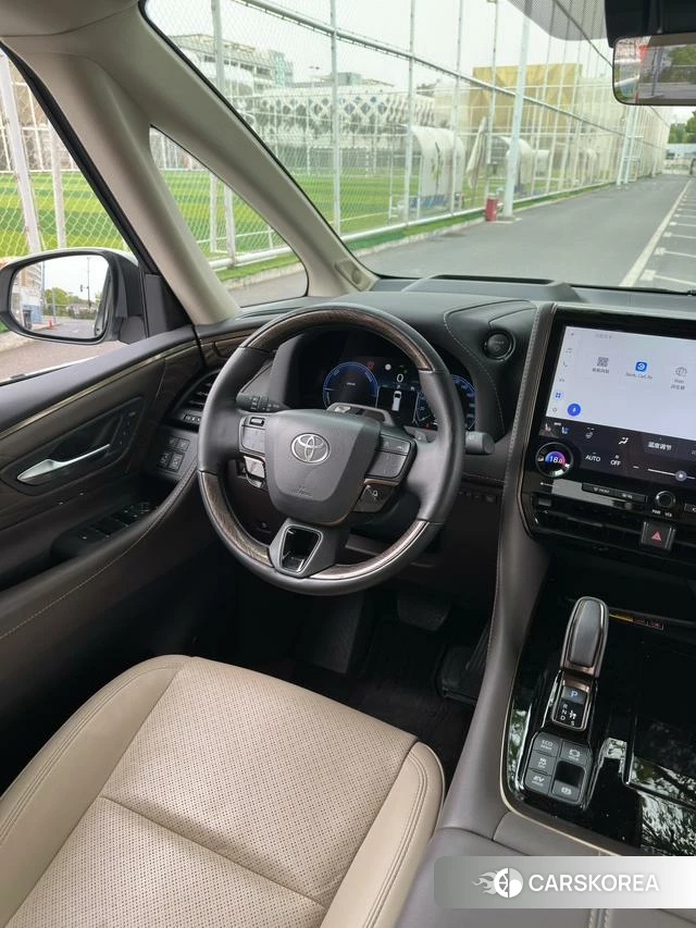 Toyota Elfa id 4314816 из Китая 17