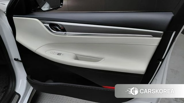 Hyundai The New Grandeur IG id 4567251 из Кореи 17