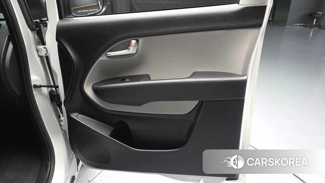 Kia The New Kia Ray id 4479947 из Кореи 17