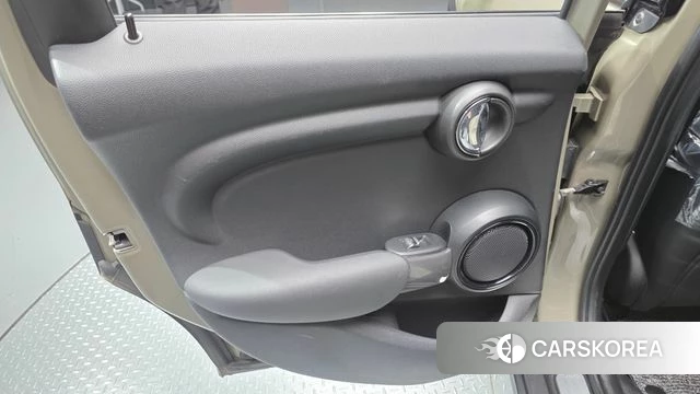 Mini Cooper id 4232994 из Кореи 17