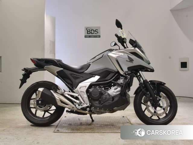Проданный Honda NC750X ABS 2023 из Японии, фото 2