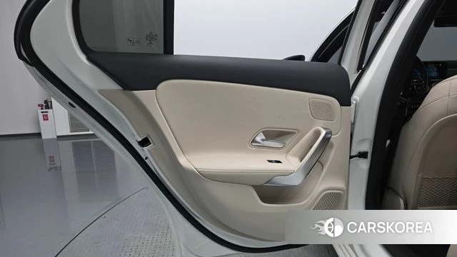 Mercedes-Benz A-Class W177 id 4482229 из Кореи 17