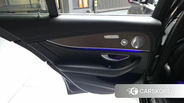 Mercedes-Benz E-Class W213 id 4732786 из Кореи 17