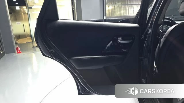 Kia The New Niro id 4187445 из Кореи 17