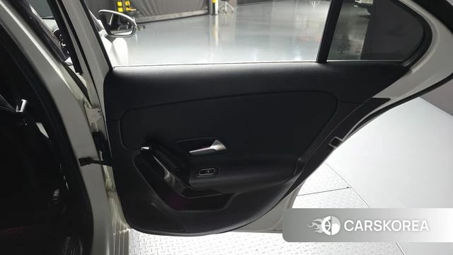 Mercedes-Benz A-Class W177 id 4496071 из Кореи 17