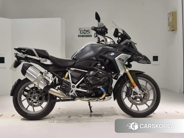 Проданный BMW R1250GS 2021 из Японии