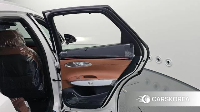 Genesis GV70 id 4441508 из Кореи 17