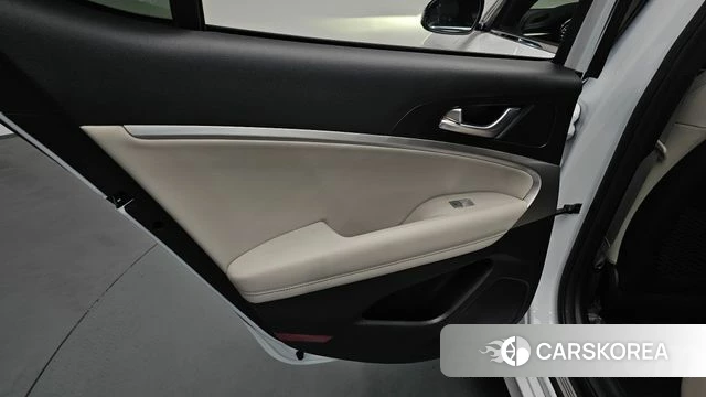 Genesis The New G70 id 4223431 из Кореи 17