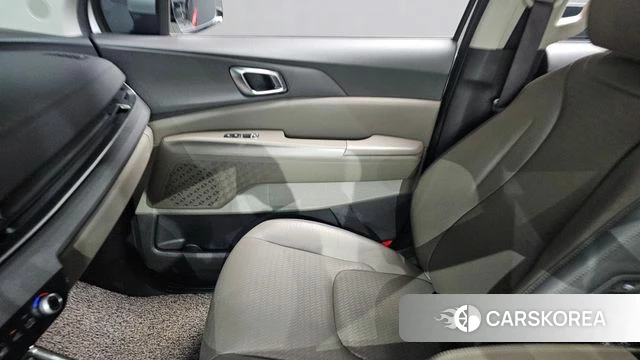 Kia The New Carnival 4th Generation id 4650051 из Кореи 17