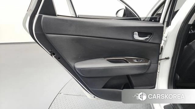 Kia The New K5 2nd generation id 4232712 из Кореи 17