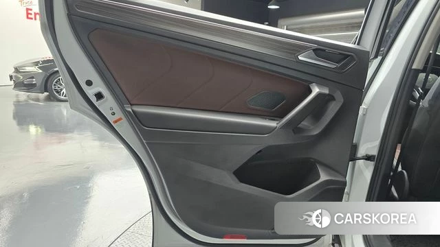 Volkswagen Tiguan Allspace id 4720551 из Кореи 17