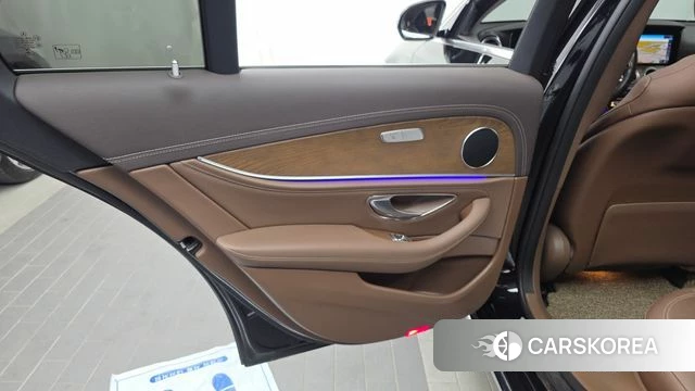 Mercedes-Benz E-Class W213 id 4471321 из Кореи 17
