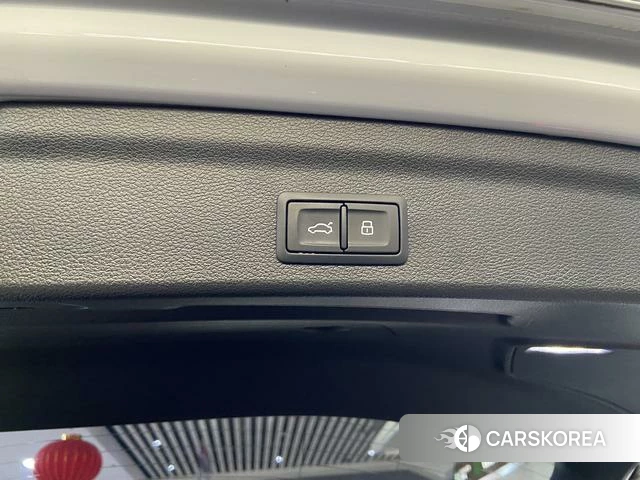 Audi Q3 id 4306983 из Китая 17