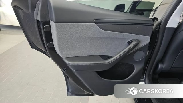 Tesla Model Y id 4639863 из Кореи 17