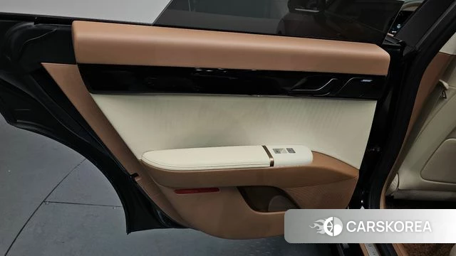 Hyundai Grandeur Hybrid (GN7) id 4590955 из Кореи 17