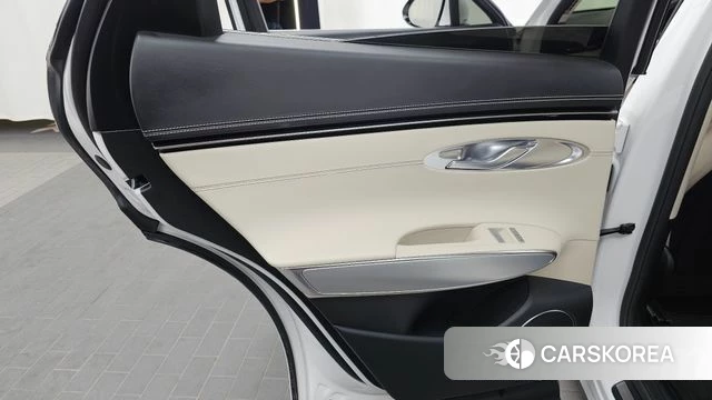 Genesis GV70 id 4476218 из Кореи 17