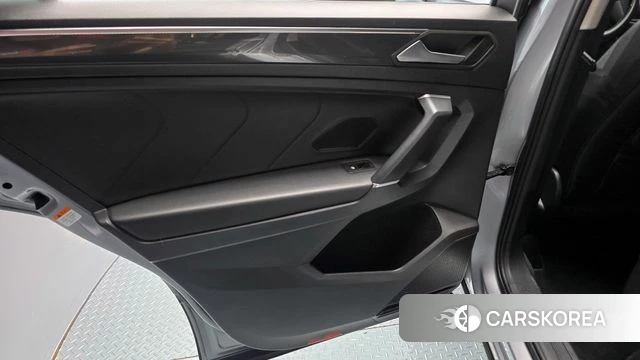 Volkswagen Tiguan Allspace id 4330997 из Кореи 17