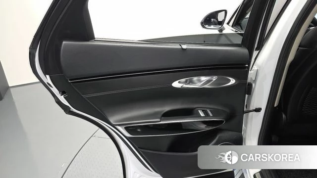 Genesis GV70 id 4389574 из Кореи 17
