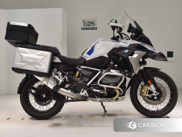 Проданный BMW R1250GS 2022 из Японии