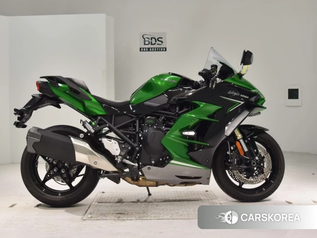 Проданный Kawasaki NINJA H2 SX 2023 из Японии
