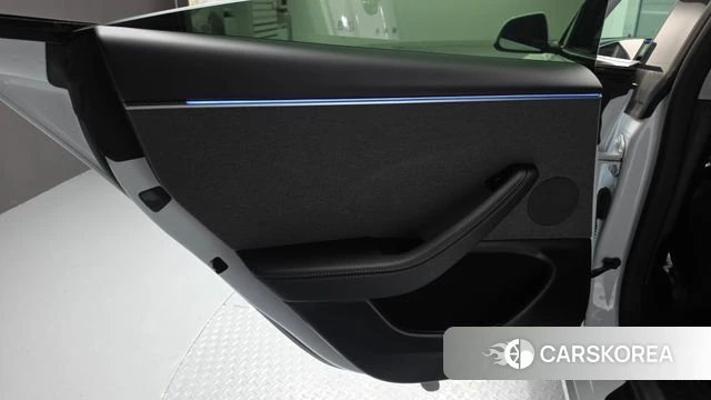Tesla Model 3 id 4480466 из Кореи 17