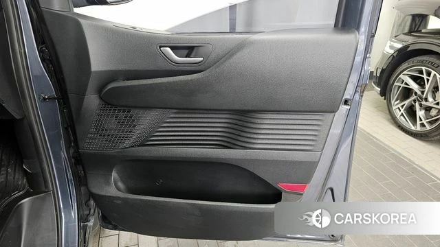 Hyundai Staria id 4408124 из Кореи 17