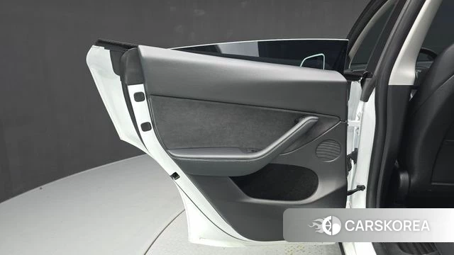 Tesla Model Y id 4871285 из Кореи 17