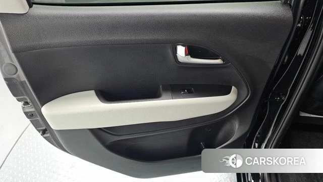 Kia The New Kia Ray id 4739121 из Кореи 17