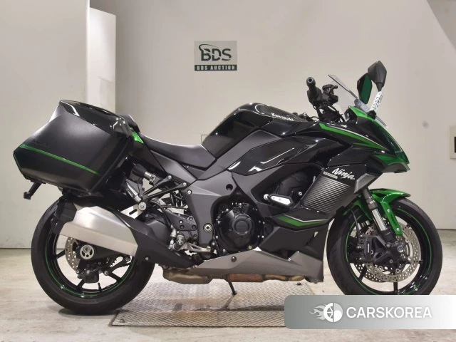 Проданный Kawasaki NINJA 1000 SX 2023 из Японии