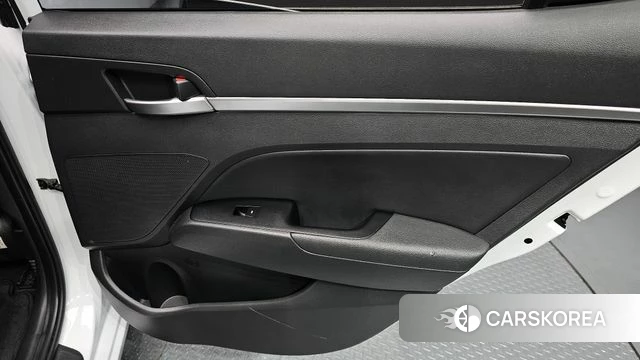 Hyundai The New Avante AD id 4339248 из Кореи 17