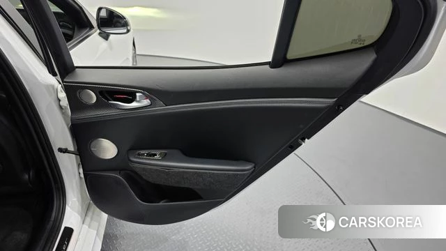 Kia Stinger id 4325538 из Кореи 17