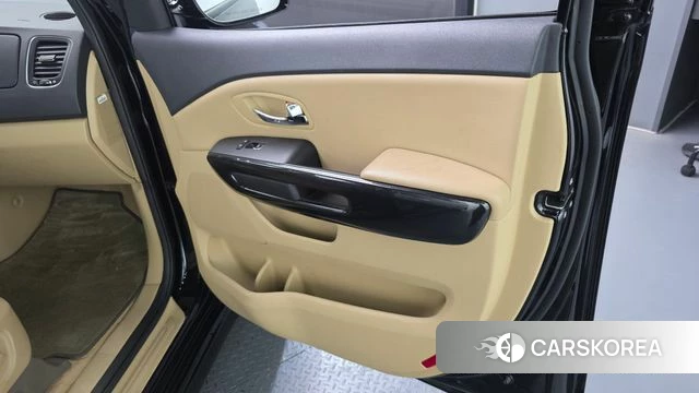 Kia The New Carnival id 4520510 из Кореи 17