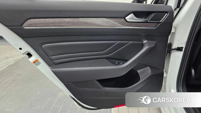 Volkswagen Passat GT (B8) id 4697864 из Кореи 17