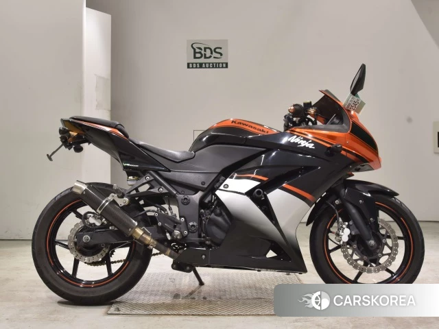 Проданный Kawasaki NINJA 250R id 4156211 из Японии, фото 2