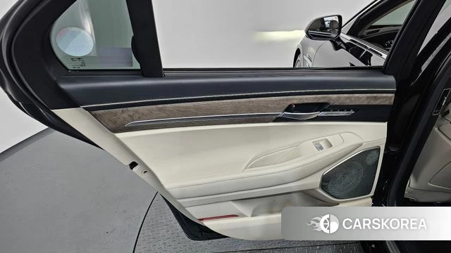 Genesis G90 id 4356430 из Кореи 17
