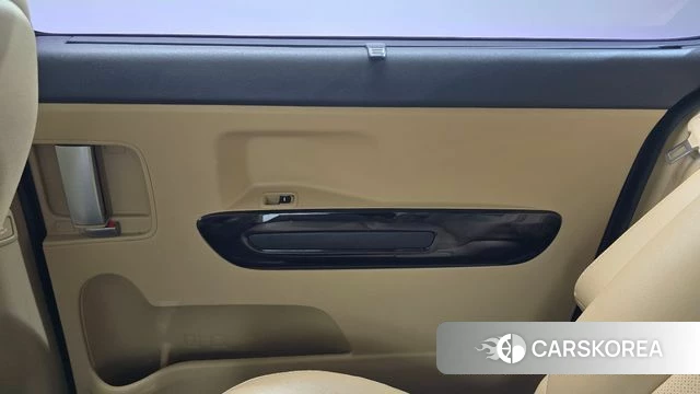 Kia The New Carnival id 4471551 из Кореи 17