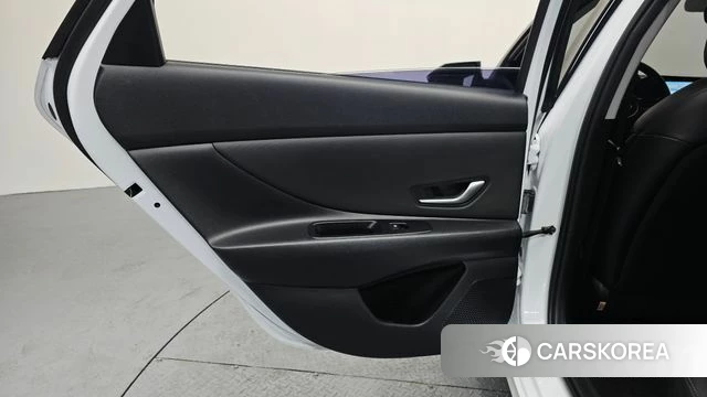 Hyundai Avante Hybrid (CN7) id 4561136 из Кореи 17