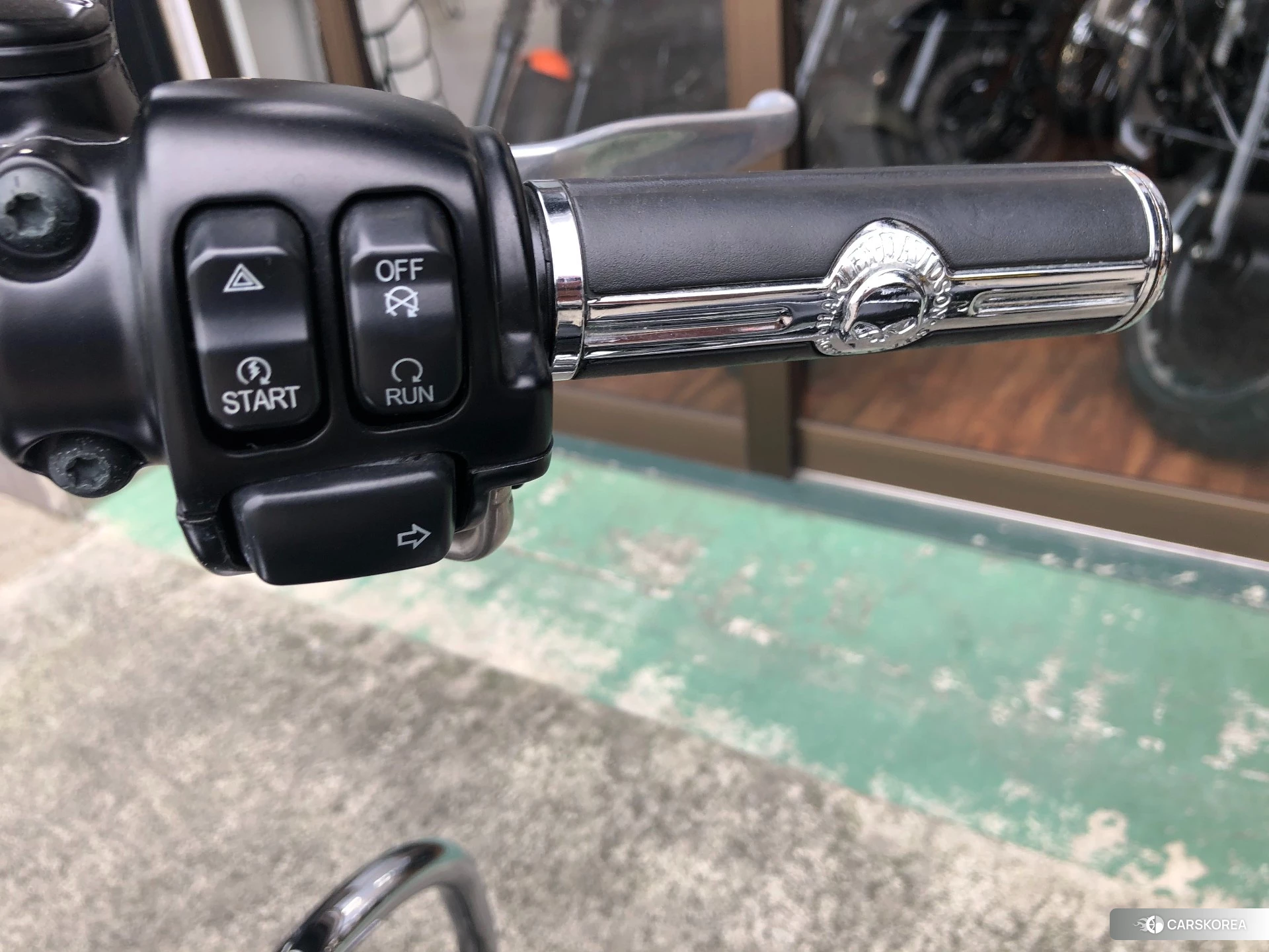 Harley-Davidson Softail Deluxe FLSTN1580 id 4191132 из Японии 17