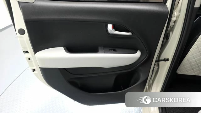 Kia The New Kia Ray id 4266312 из Кореи 17