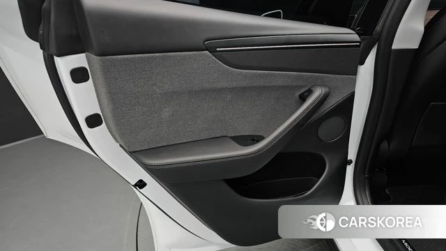 Tesla Model Y id 4773338 из Кореи 17