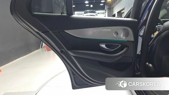 Mercedes-Benz E-Class W213 id 4397613 из Кореи 17