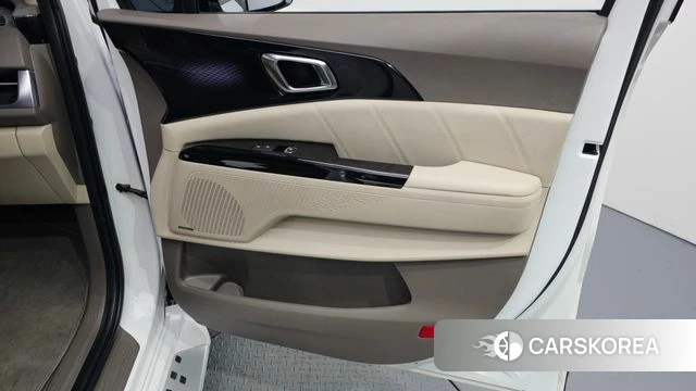 Kia Carnival 4th generation id 4898977 из Кореи 17
