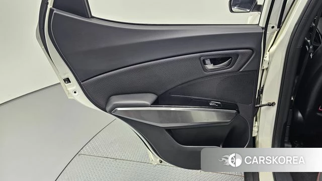 Ssangyong Berry New Tivoli id 4855545 из Кореи 17