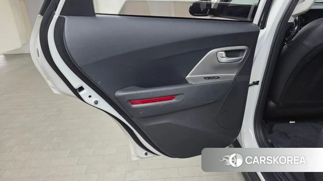 Kia Niro Plus id 4758491 из Кореи 17