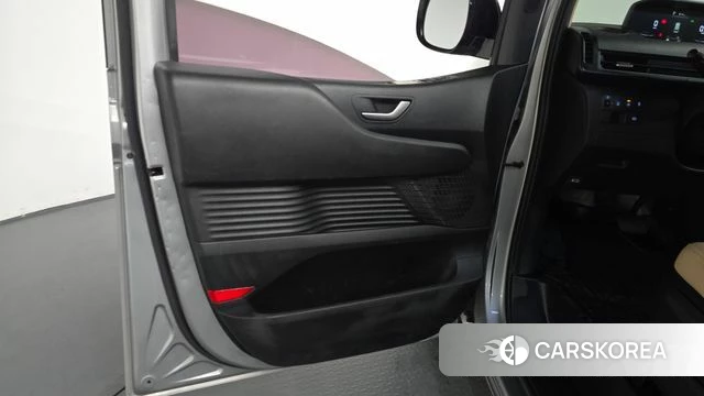 Hyundai Staria id 4389371 из Кореи 17